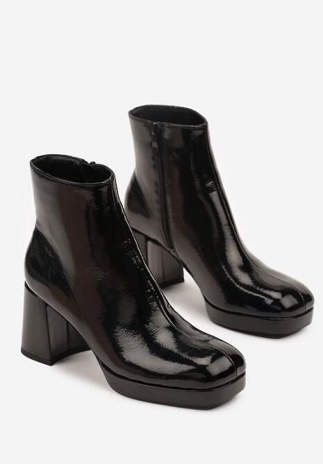 Czarne Lakierowane Botki Vices na Słupku i Platformie Falesia