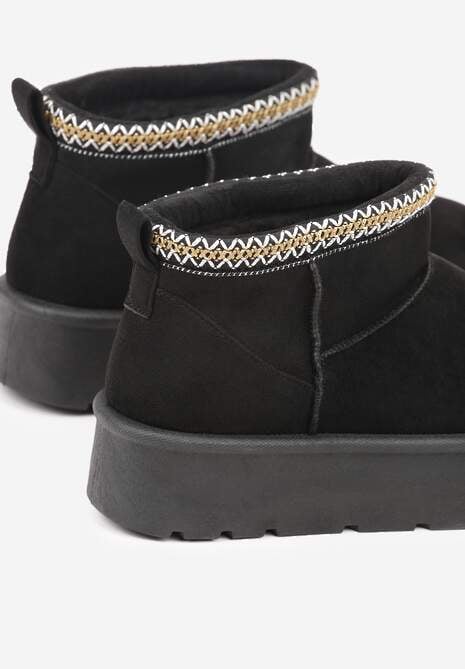 Czarne Śniegowce na Platformie z Haftem przy Cholewce Sewnera