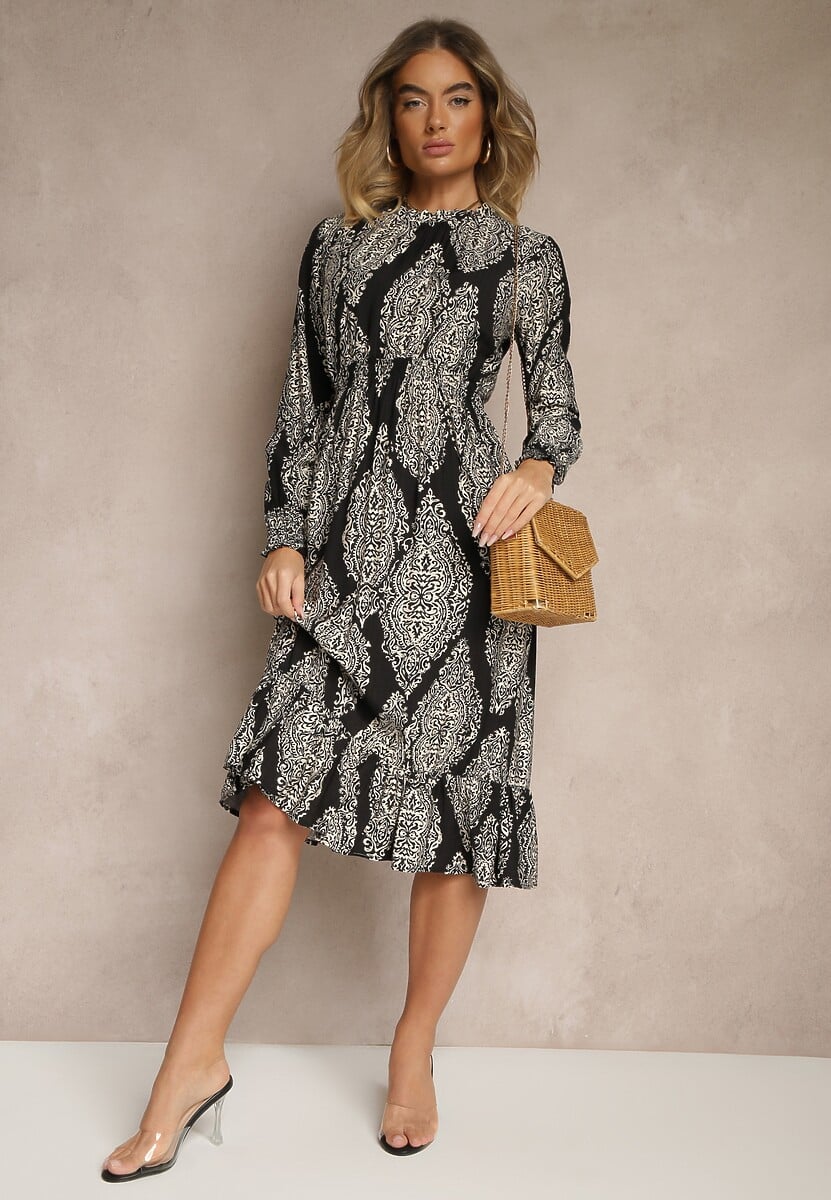Czarna Rozkloszowana Sukienka w Etniczny Print z Gumką w Talii i Falbanką Napirea