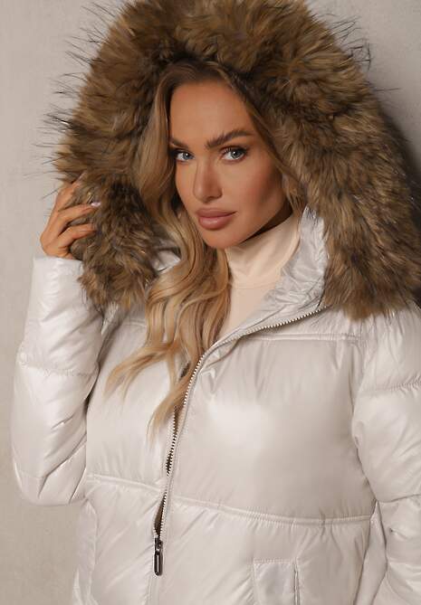 Biała Asymetryczna Kurtka z Kapturem z Futrem z Możliwością Odpięcia Zineira
