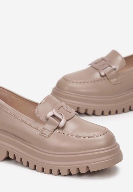 Ciemnobeżowe Mokasyny na Grubej Podeszwie z Dekoracyjną Klamerką Kyonna