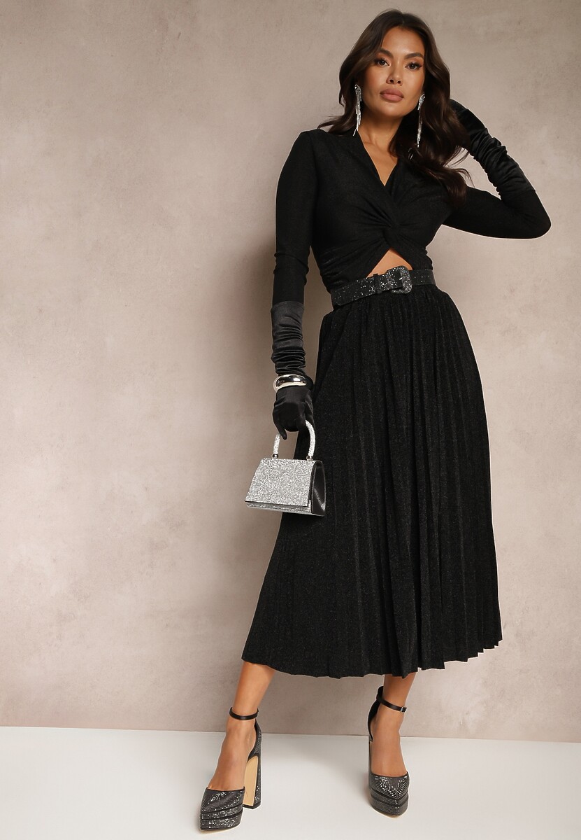 Czarna Połyskująca Spódnica o Rozkloszowanym Kroju z Gumką w Pasie i Plisami Edalliana