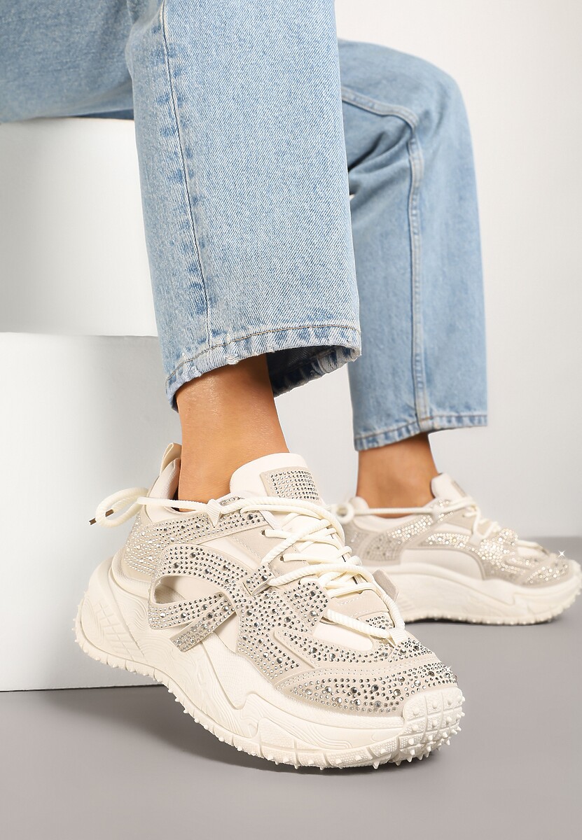 Beżowe Sneakersy z Cyrkoniami i Ozdobnym Sznurowaniem Sorvea