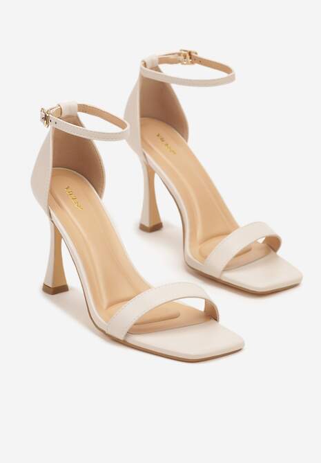 Jasnobeżowe Sandały na Szpilce Vices z Kwadratowym Noskiem Linasena