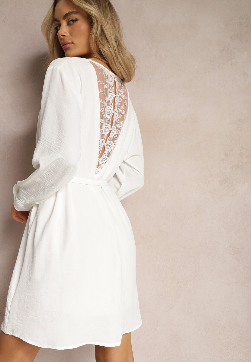 Granatowa Mini Sukienka Rozkloszowana z Koronkową Aplikacją i Paskiem Ailetras