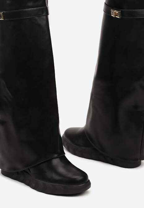 Czarne Kozaki z Klamerką i Wywiniętą Cholewką Elliandra