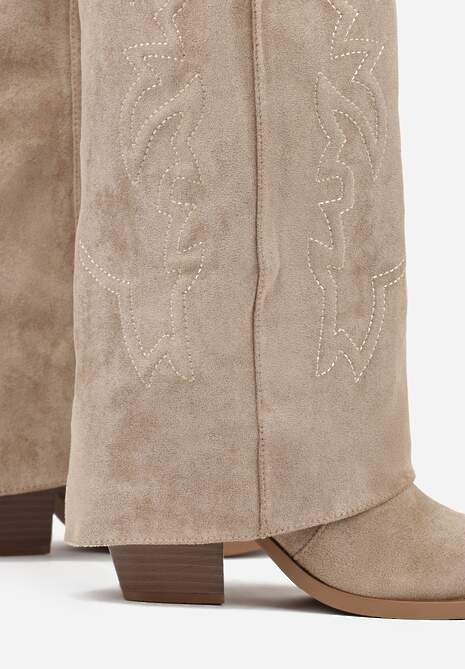 Ciemnobeżowe Kozaki Kowbojki na Stożkowym Obcasie z Wywiniętą Cholewką z Haftem Fenassa