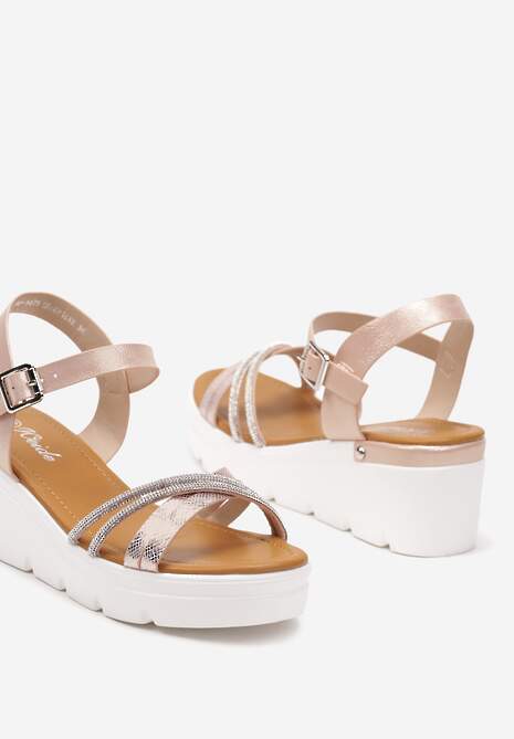 Szampańskie Sandały na Koturnie z Bieżnikiem i Paseczkami z Cyrkoniami Qrisalinn