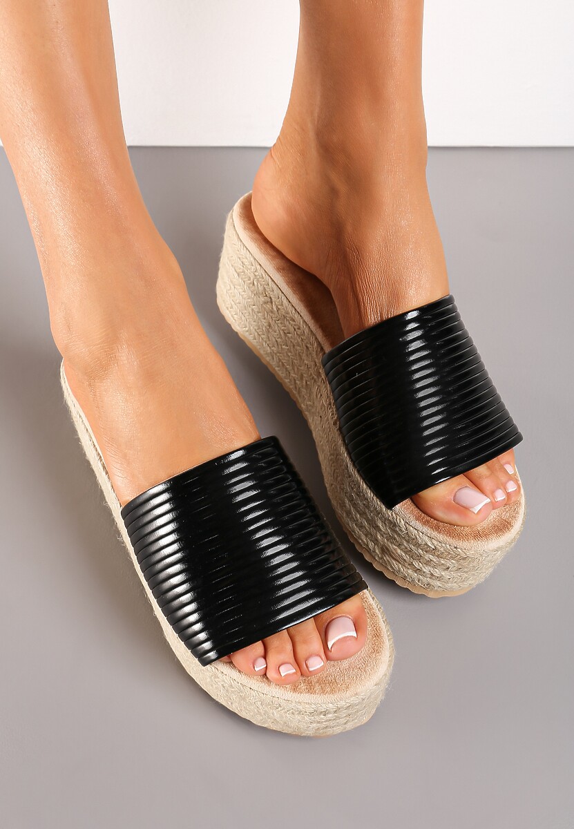 Czarne Klapki na Koturnie i Platformie z Plecionki z Paskiem z Ekoskóry Silphina