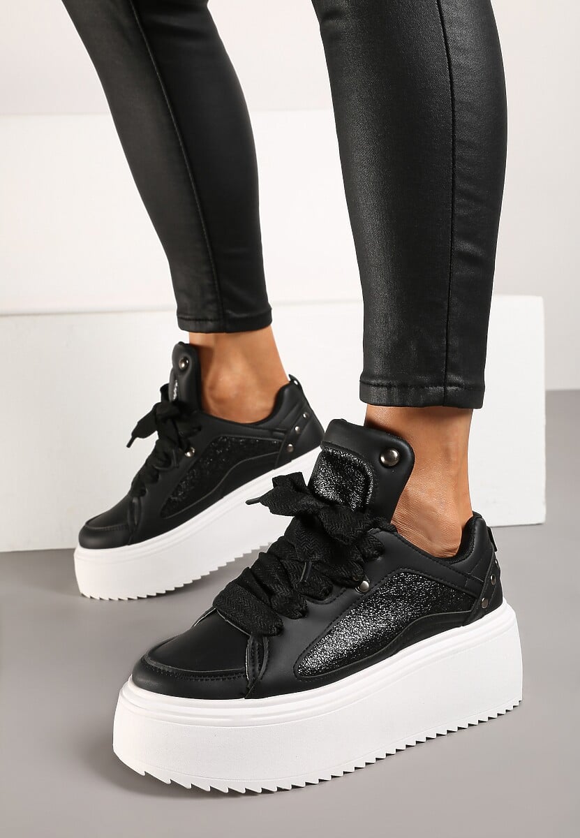 Czarne Sznurowane Sneakersy na Platformie Ozdobione Nitami Werirae