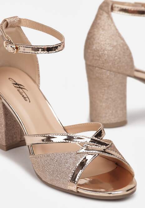 Szampańskie Sandały Brokatowe na Słupku Layo