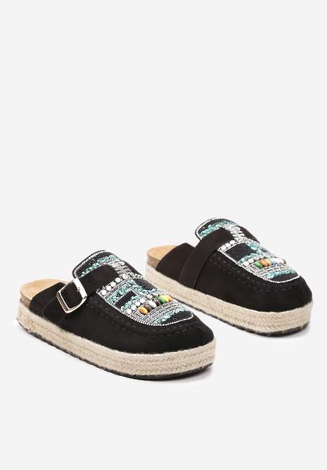 Czarne Klapki Oplecione Jutą z Cyrkoniami z Koralikami i Paskiem Opaque