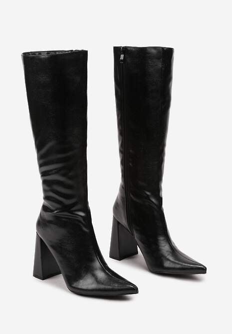 Czarne Kozaki na Słupku Ozdobione Szpiczastym Noskiem Lerelia