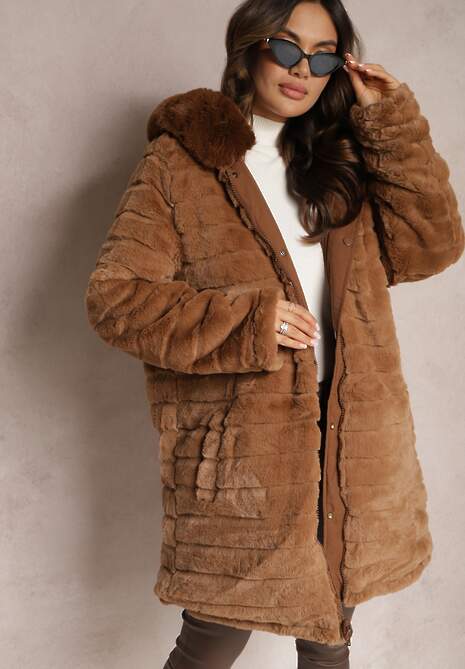 Brązowa Kurtka ze Ściągaczem i Kapturem z Futerkiem Selentia