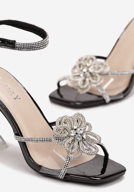 Czarne Sandały z Cyrkoniami na Transparentnej Szpilce Cezi