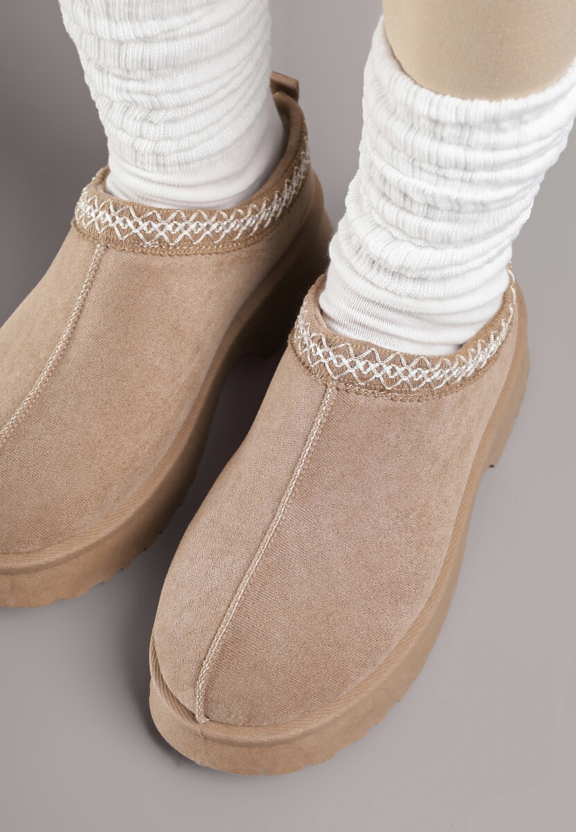 Ciemnobeżowe Śniegowce na Platformie z Niską Cholewką z Haftem Livitte