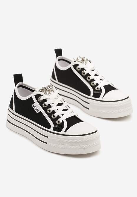 Czarne Trampki na Platformie z Biżuteryjną Aplikacją Flortewis