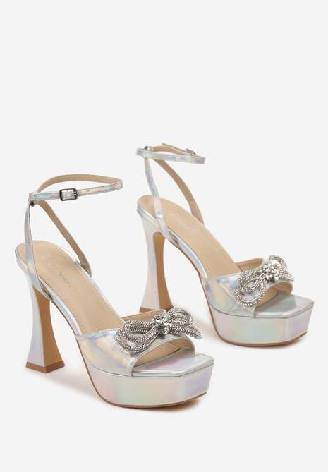Srebrne Sandały na Platformie i Szpilce z Kokardą z Cyrkoniami i Sprzączką Vlenikke