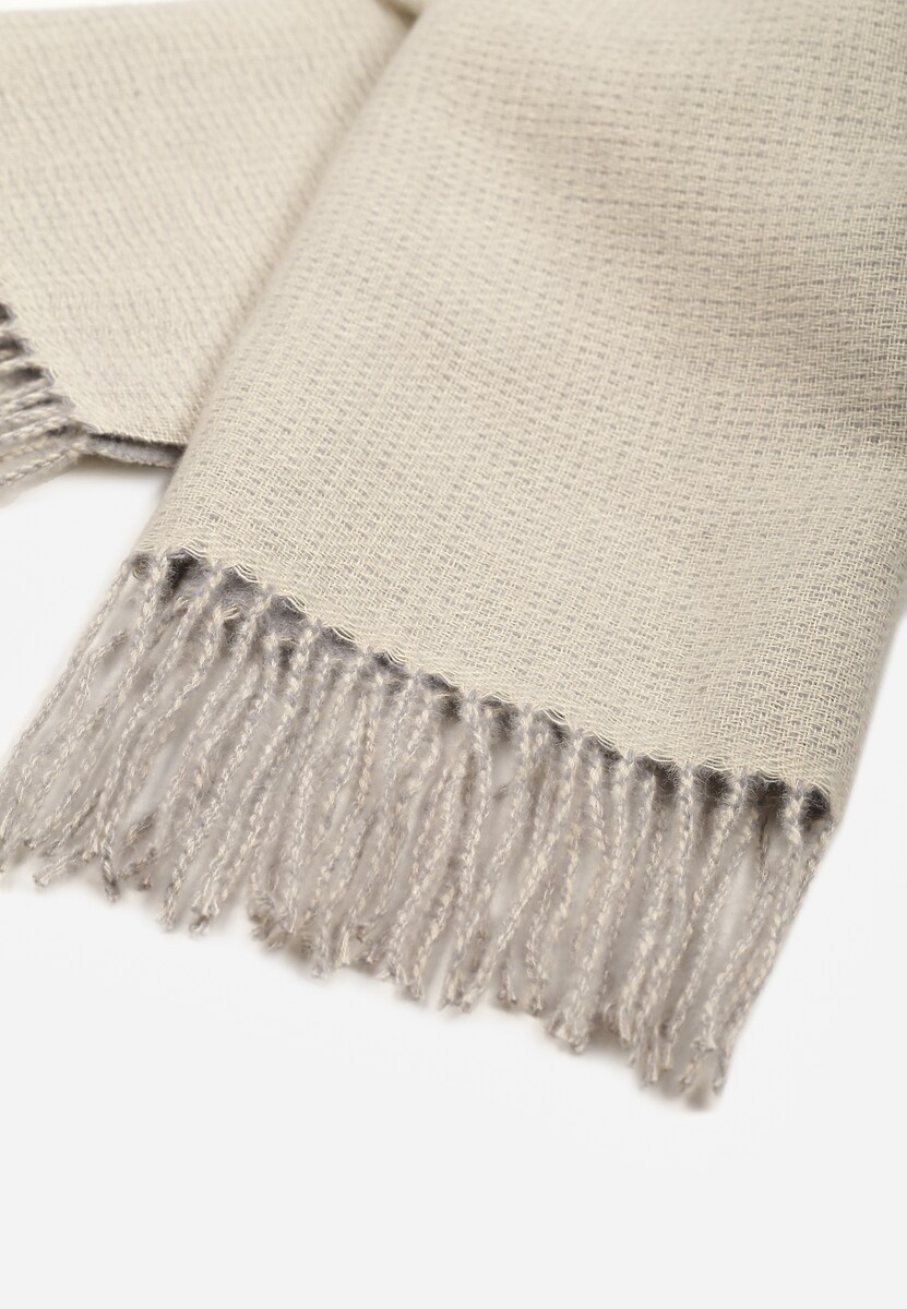 Ciemnoszary Szalik z Bawełny i Wiskozy o Klasycznym Fasonie z Frędzlami Vetirosa