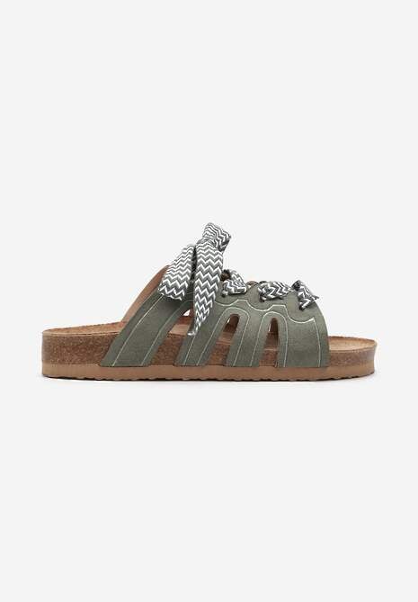 Zielone Klapki na Niskiej Platformie z Ozdobną Sznurówką Tribia
