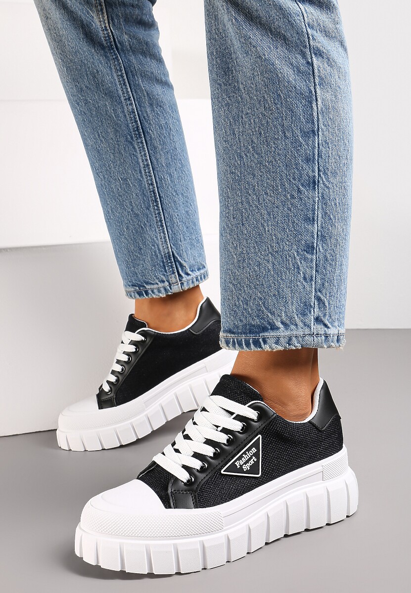 Czarne Trampki przed Kostkę na Platformie Olyria