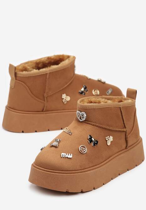 Brązowe Niskie Śniegowce na Niskiej Platformie Ozdobione Metalowymi Aplikacjami Melabelle