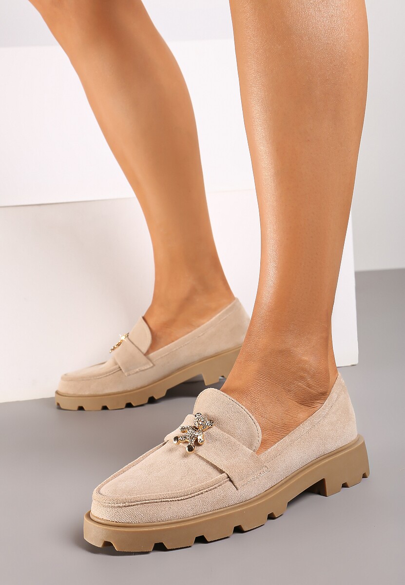 Ciemnobeżowe Mokasyny na Płaskiej Podeszwie Ozdobione Cyrkoniowym Misiem Nevithra