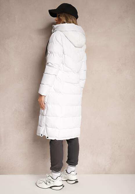 Biała Kurtka z Kapturem i Pikowanymi Przeszyciami Zdobiona Szerokimi Taśmami Etterisa