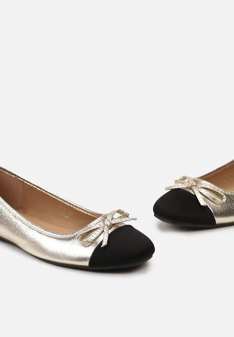 Złote Balerinki z Ozdobnym Noskiem i Subtelną Kokardką Cosalba