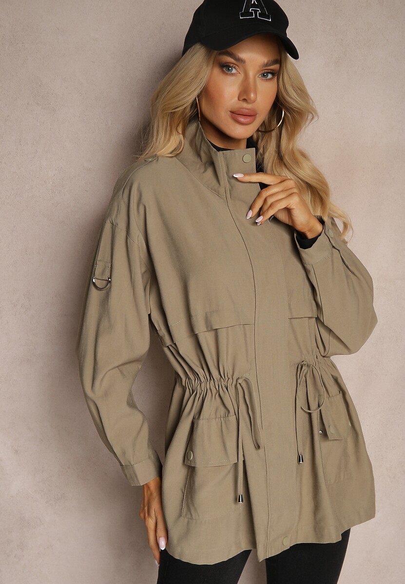 Jasnozielona Kurtka Parka z Dodatkiem Bawełny Wykończona Troczkami Zapinana na Napy Velona