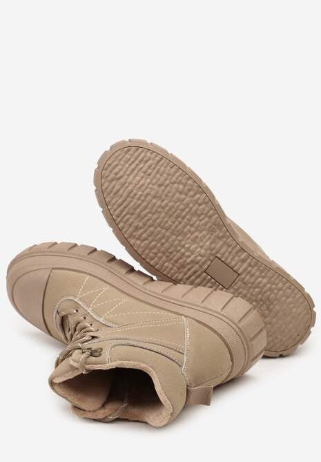 Ciemnobeżowe Botki Trapery Vices na Platformie z Tłoczeniem Ozdobione Przeszyciami Amirrise