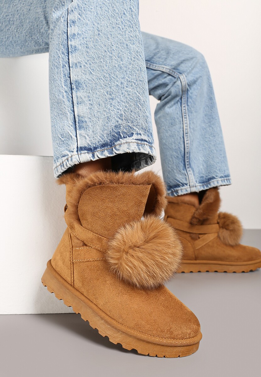 Brązowe Śniegowce na Płaskiej Podeszwie z Pomponami z Futerka Seamira