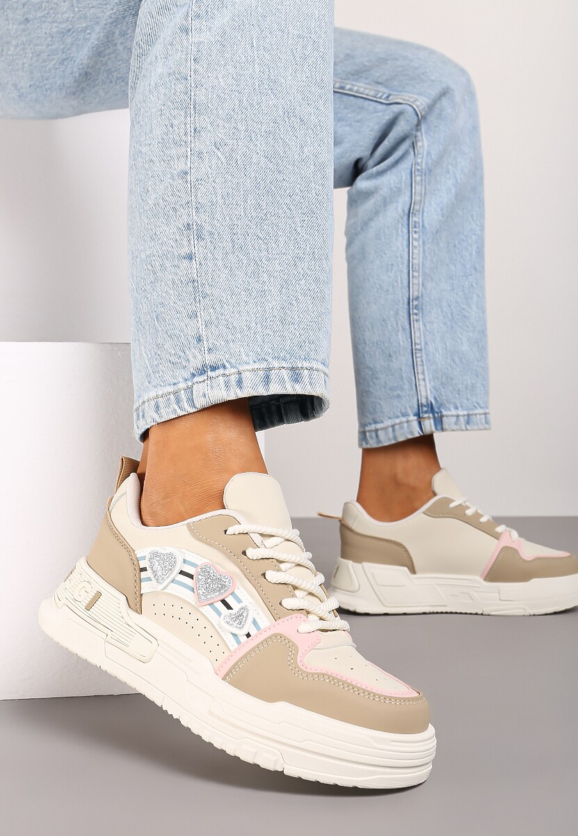 Ciemnobeżowe Sneakersy z Błyszczącymi Serduszkami Iriene