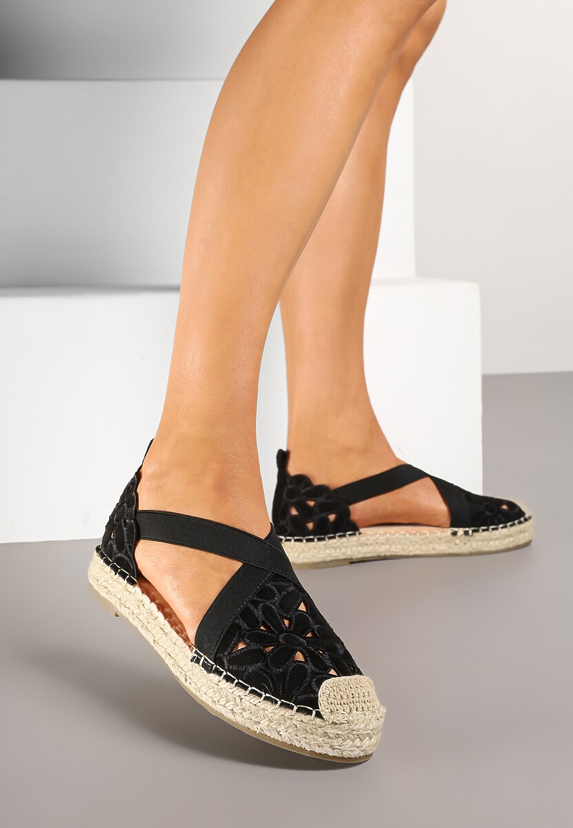 Beżowe Płaskie Espadryle z Ażurową Cholewką Elearosea