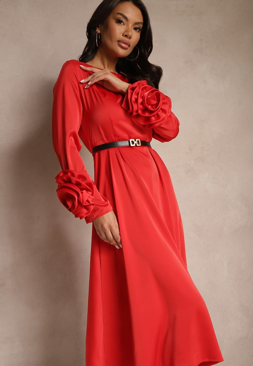 Czarna Koktajlowa Sukienka z Kwiatowymi Aplikacjami 3D na Rękawach i Paskiem Temiraia