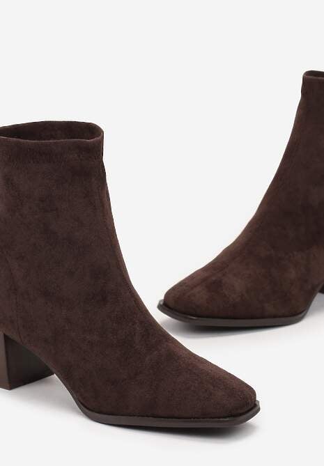 Brązowe Botki na Słupku z Kwadratowym Noskiem Jozelinetta