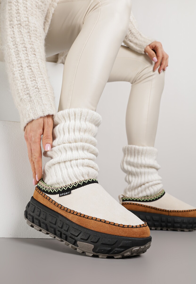 Beżowe Śniegowce na Platformie z Tłoczeniem i Niską Cholewką Violova