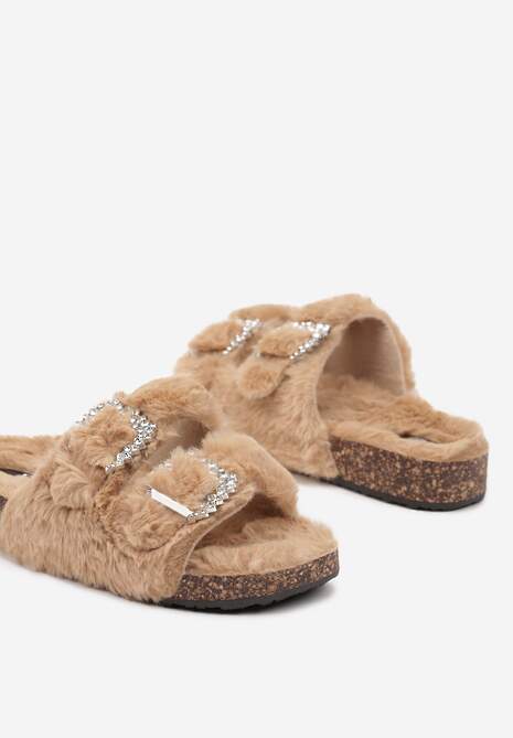 Brązowe Klapki z Futerkiem na Korkowej Podeszwie Ozdobione Cyrkoniami Belilae