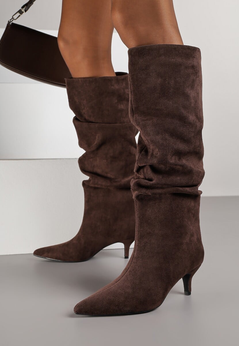 Czarne Kozaki na Kaczuszce z Marszczoną Cholewką Alavitte