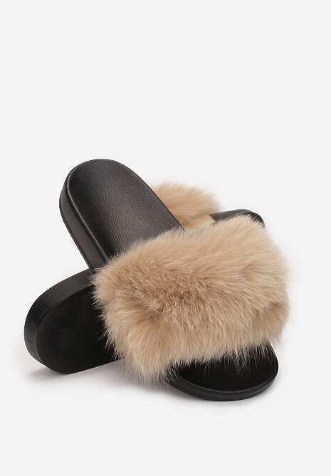 Ciemnobeżowe Klapki z Futrem Turtlefeather