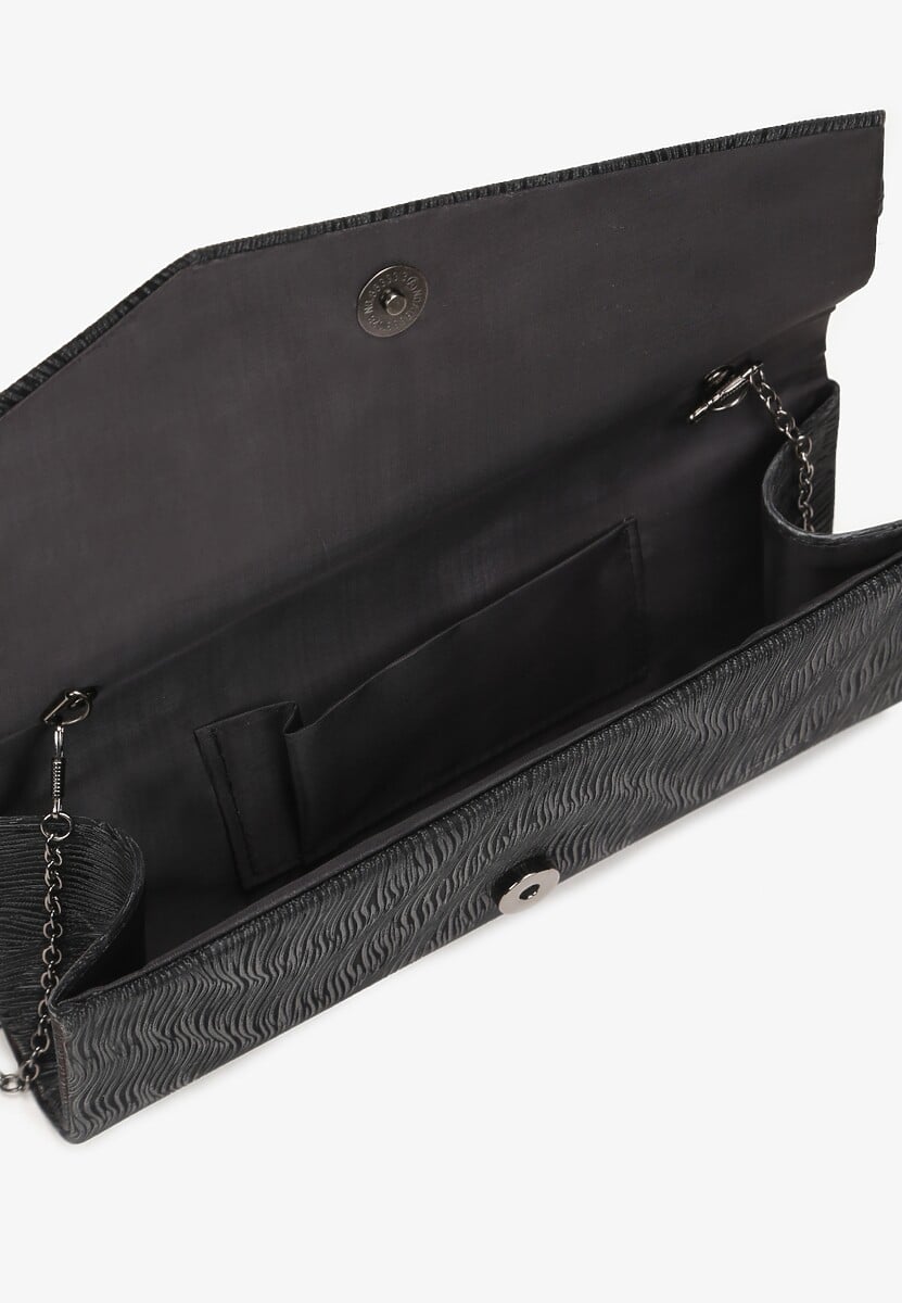 Czarna Torebka Kopertówka na Łańcuszku Seyruuq