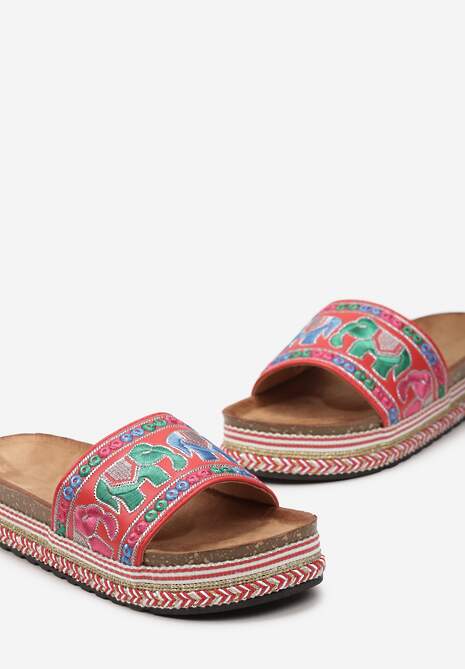 Czerwone Klapki na Podeszwie w Paski z Haftowanym Motywem Słoni Istgare