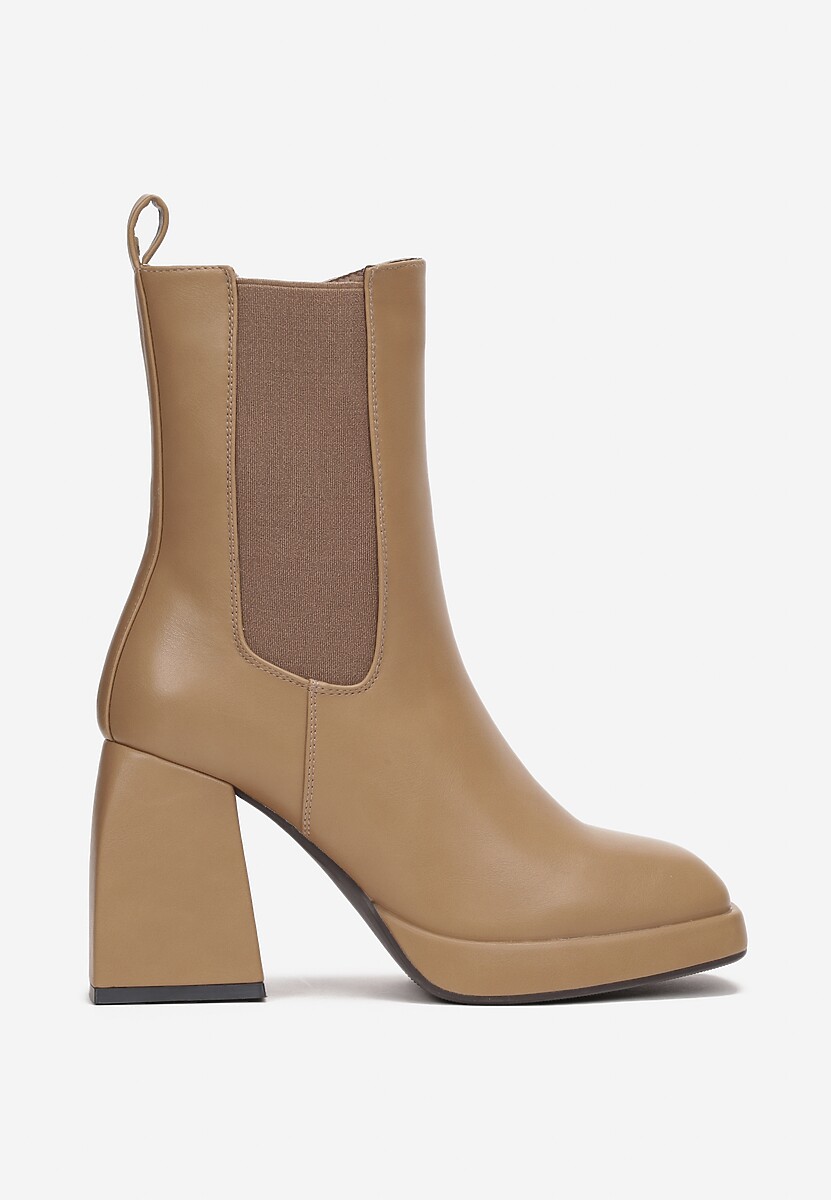 Ciemnobeżowe Botki na Platformie i Słupku Shelomi