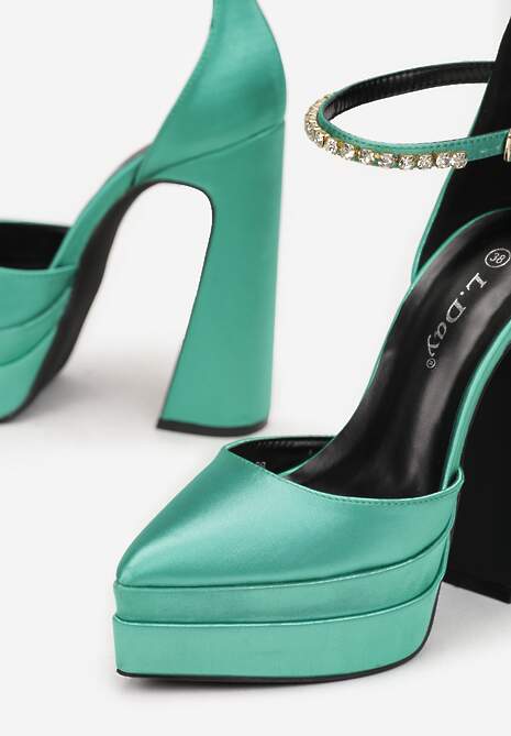 Zielone Satynowe Czółenka na Słupku i Platformie Darlo