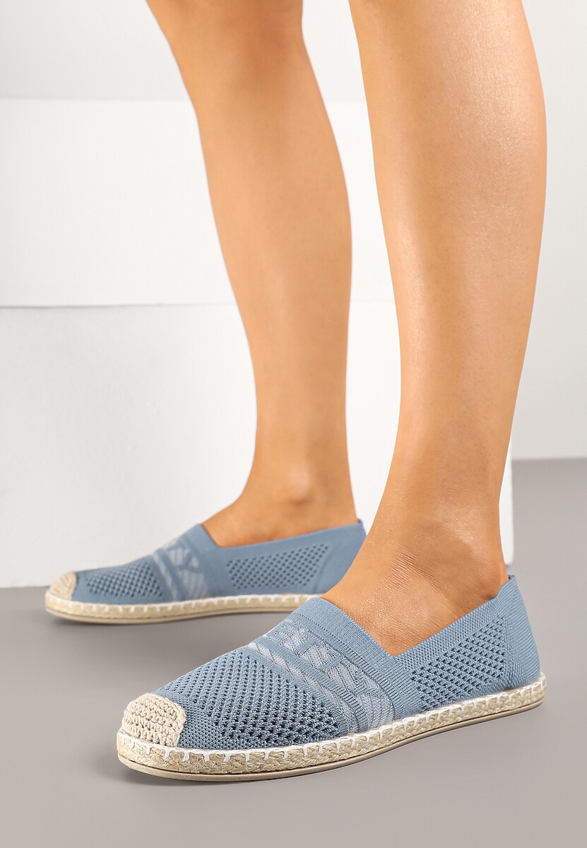 Jasnoniebieskie Espadryle z Napisem Perforowaną Cholewką i Plecionym Noskiem Palamelia