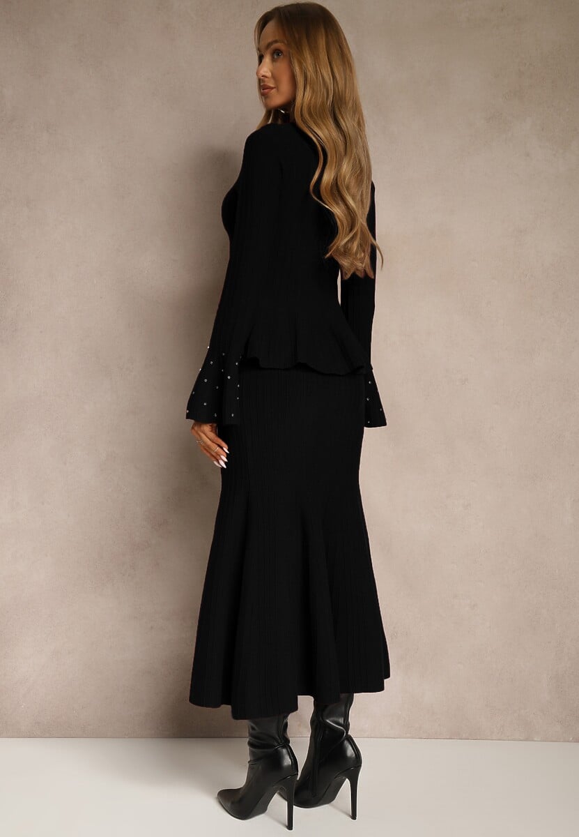 Czarny Komplet z Dzianiny z Wiskozą Spódnica i Sweter z Baskinką i Cyrkoniami Nereza
