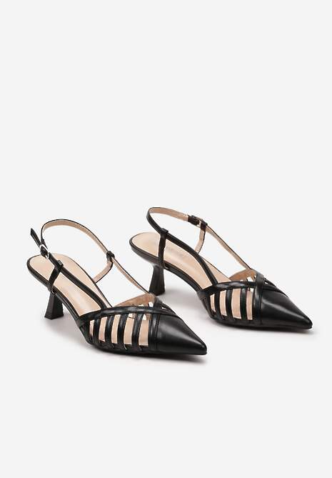 Czarne Sandały na Niskim Obcasie z Wycięciami i Sprzączką Salinia