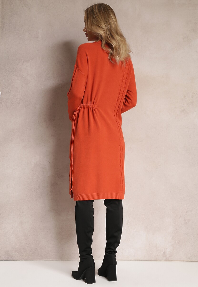 Pomarańczowa Mini Pudełkowa Sukienka ze Sznurkiem w Talii oraz Półgolfem Agaira