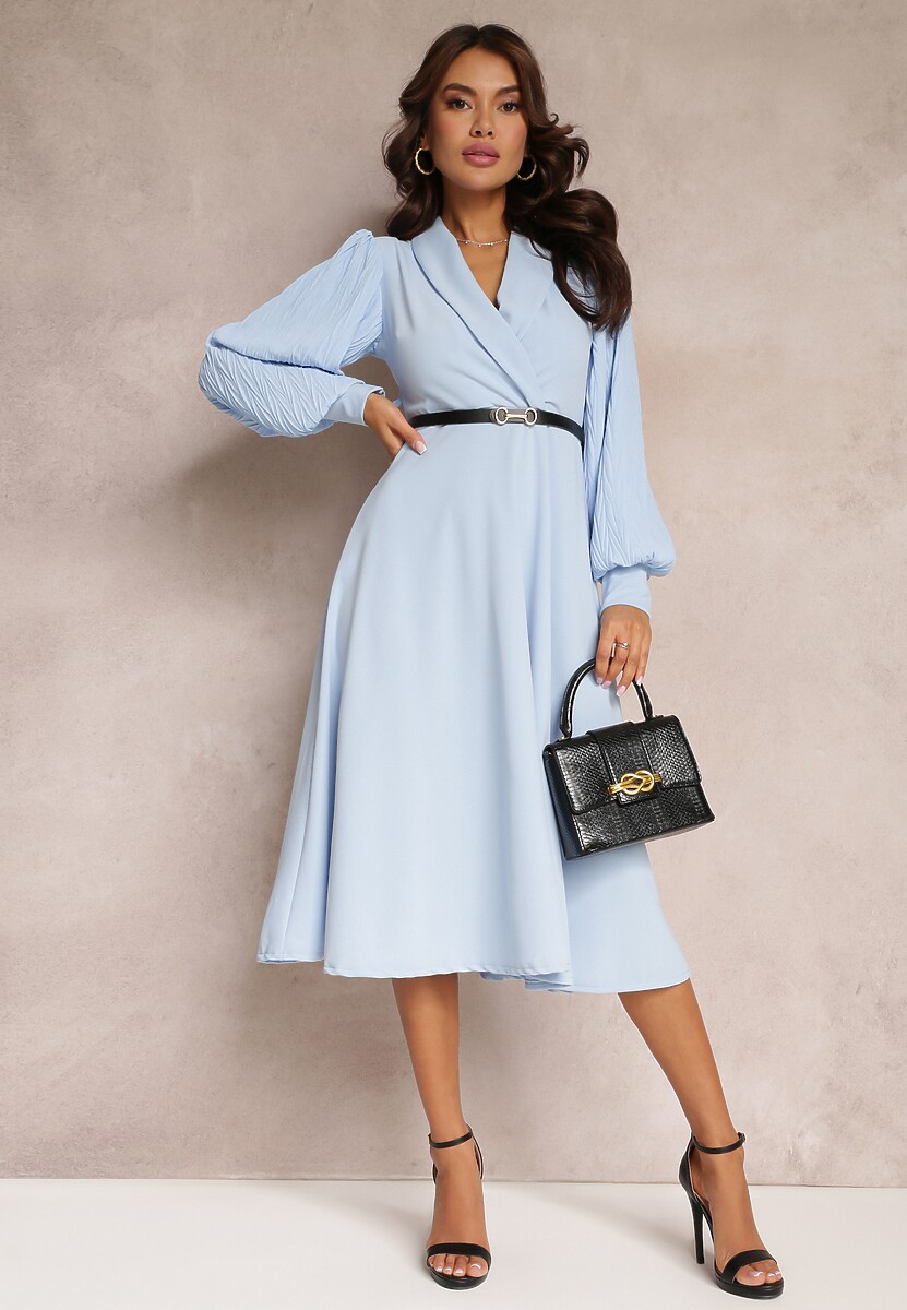 Jasnoniebieska Rozkloszowana Sukienka z Paskiem i Długim Rękawem Malaiyah