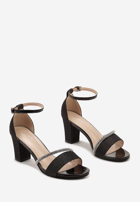 Czarne Sandały na Słupku Ozdobione Cyrkoniami i Brokatem Zapinane na Sprzączkę Wejkis